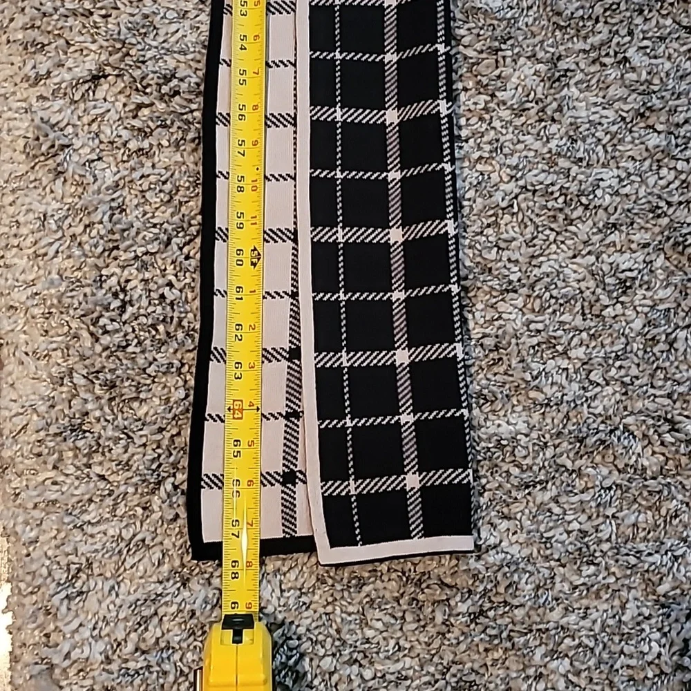 Coach Scarf - Picture 8 of 9